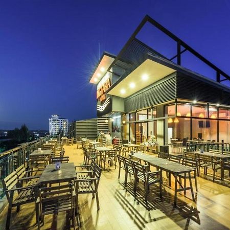 Ingtara Hotel Khon Kaen Dış mekan fotoğraf