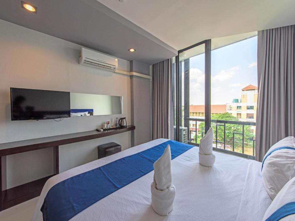 Ingtara Hotel Khon Kaen Dış mekan fotoğraf
