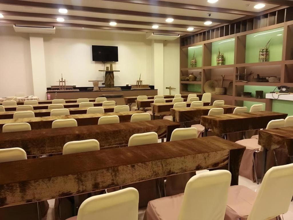 Ingtara Hotel Khon Kaen Dış mekan fotoğraf