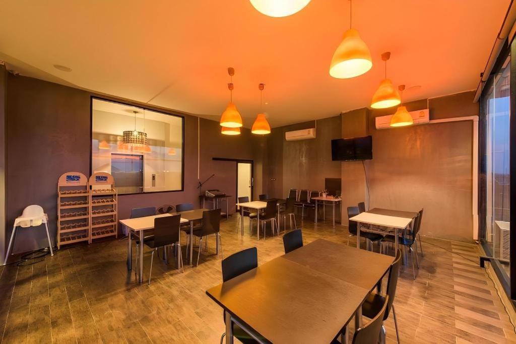 Ingtara Hotel Khon Kaen Dış mekan fotoğraf